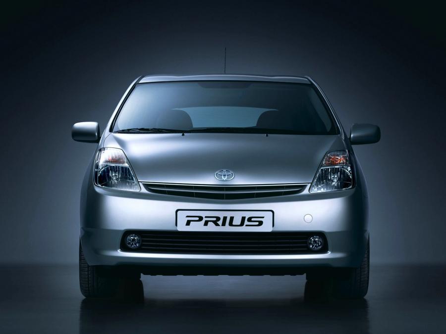  Toyota Prius 2003 года  (фото 27 из 30)
